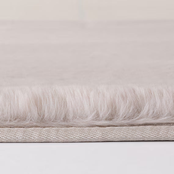 USAGIRUG5 200X240 LMO NU01