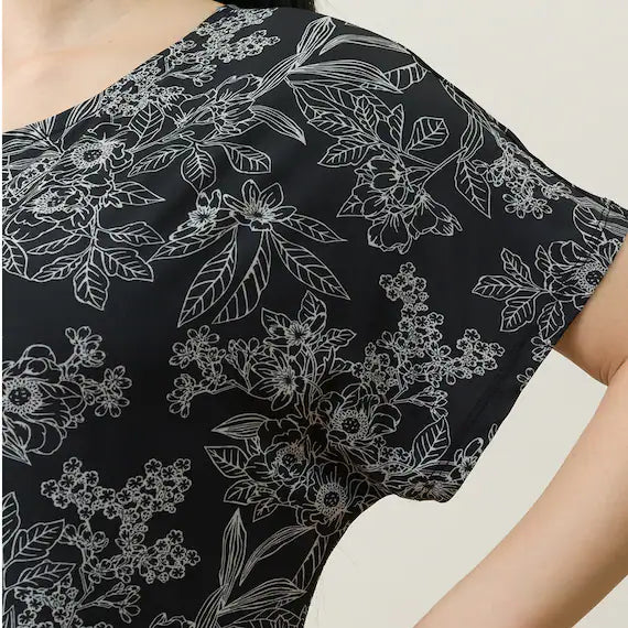 WOMENS SUPER COOL GATHER HOUSE DRESSNE BK ML