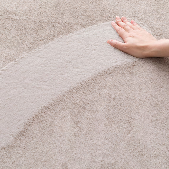 FUR RUG 130X185 MO RM01