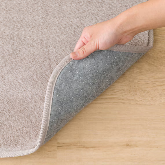 FUR RUG 130X185 MO RM01