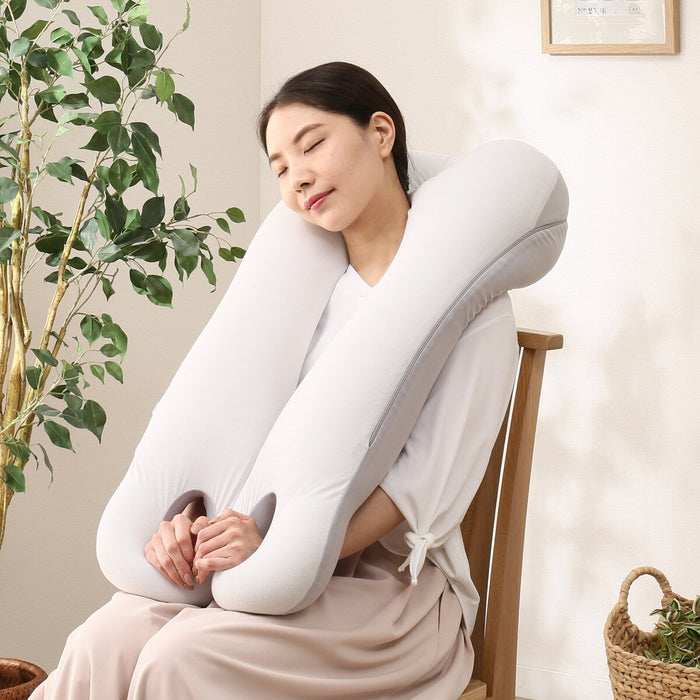 Pillow That Wraps Around The Upper Body