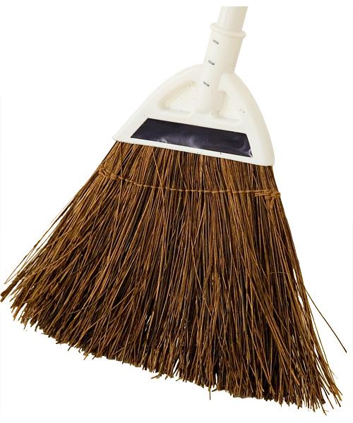Palmyra Fiber Broom 81CM