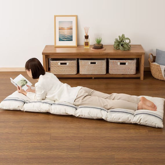 LARGE LONG FLOOR CUSHION LN 2501