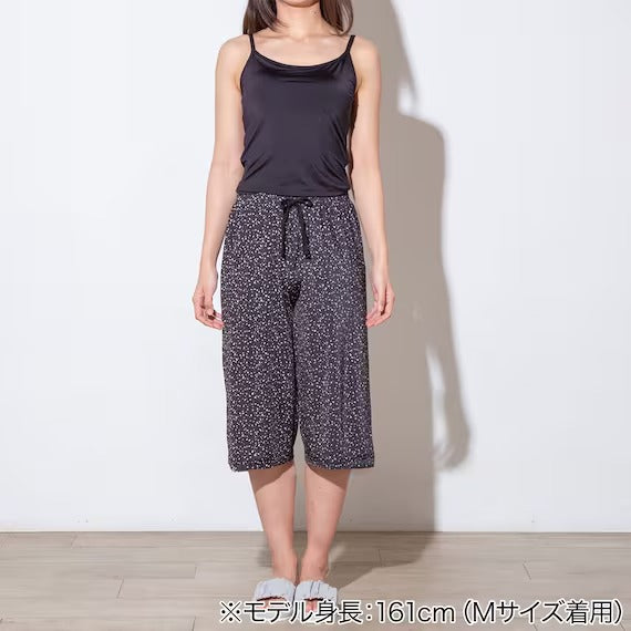 WOMENS SUPER COOL CAMISOLE WITH BUILTIN BRANE BK M